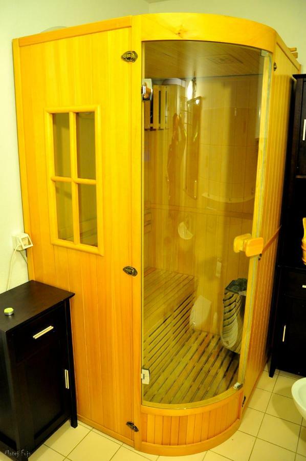 Apartments Mali Raj Dolenci 外观 照片